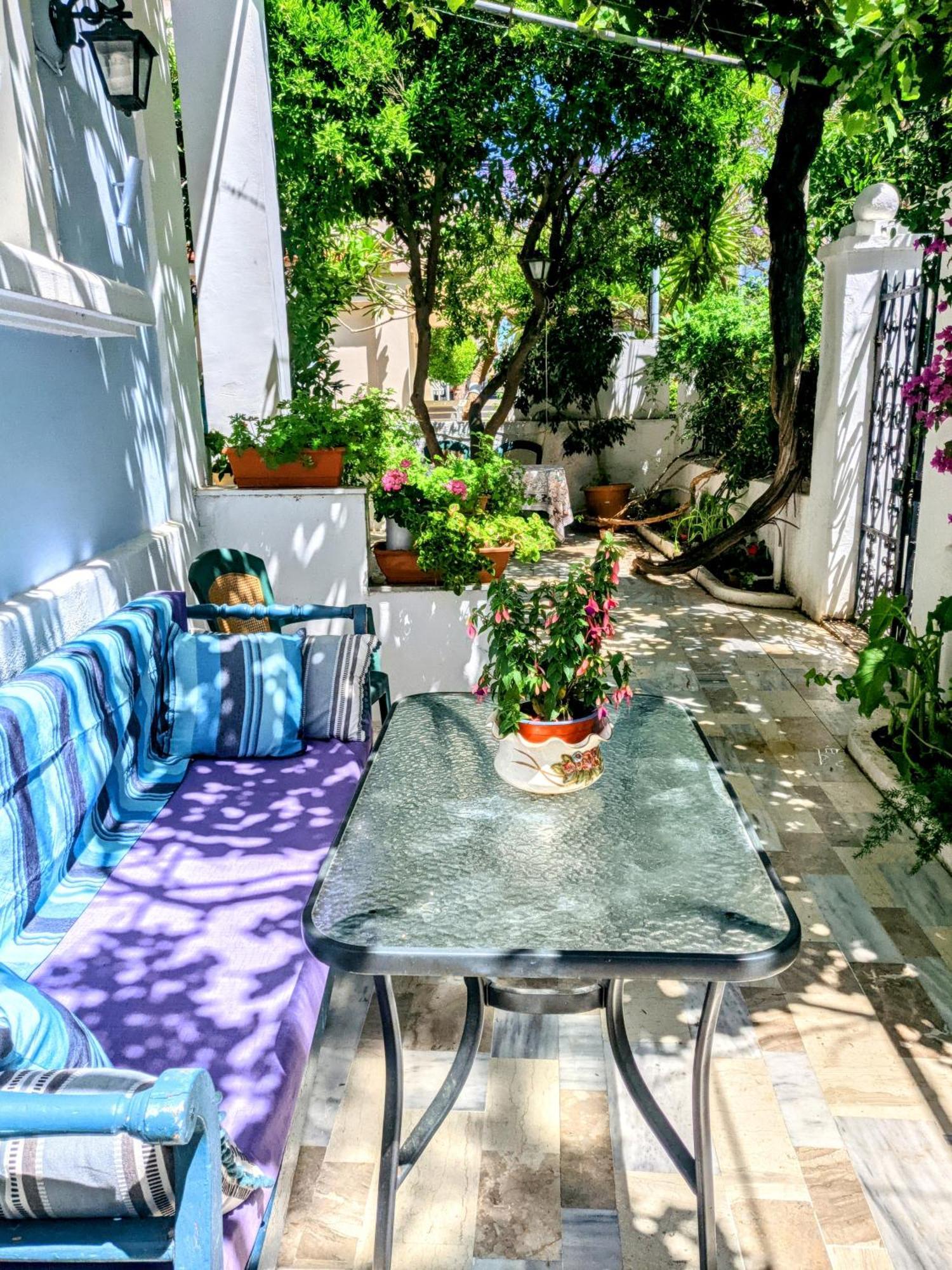 House With Garden In City Of Rhodes Rhodes City Buitenkant foto