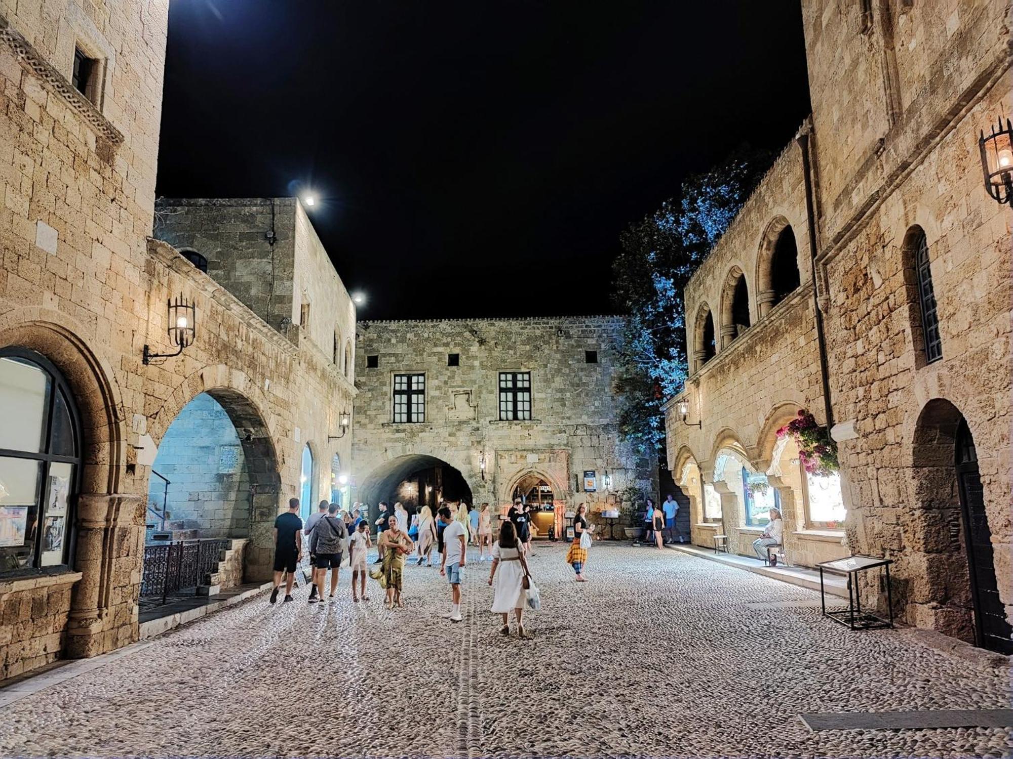 House With Garden In City Of Rhodes Rhodes City Buitenkant foto